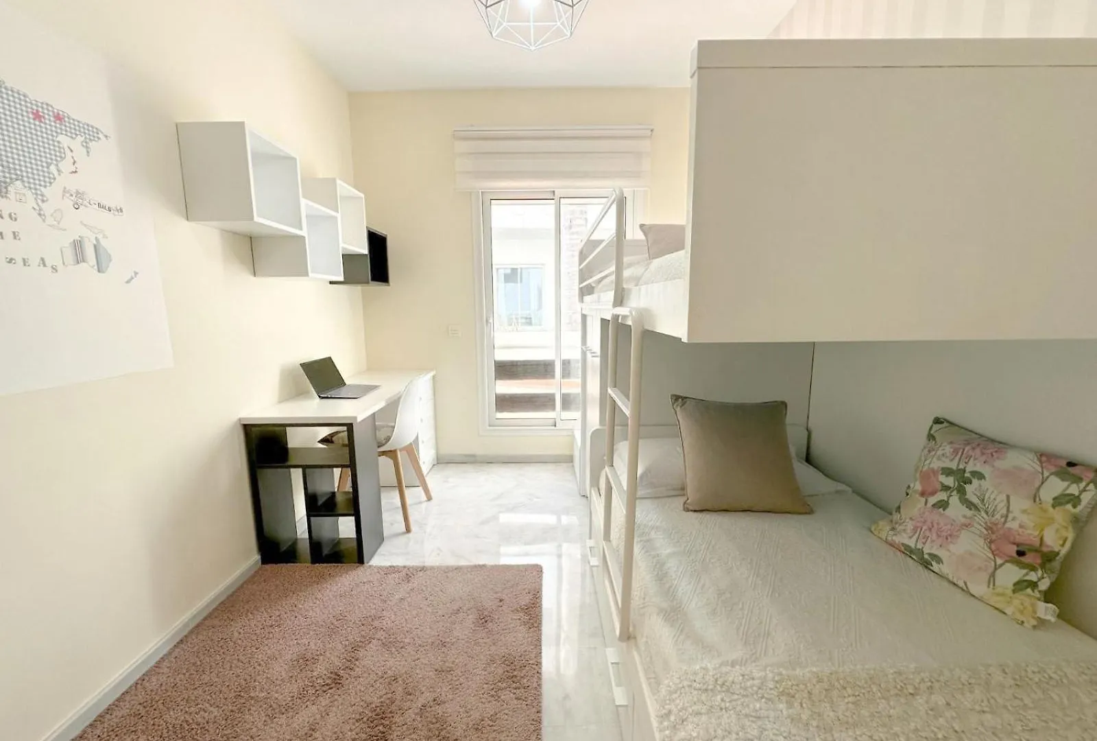 Apartamento Golf Valle Romano エステポナ アパート